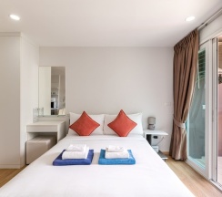 Студия Superior с балконом в Ozone Condotel Kata by RESAVA