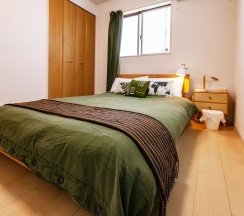 Коттедж с 4 комнатами в Cozy House A