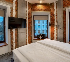 Премиум «Делюкс» 3 окна в La Maison Hotel