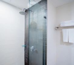 Семейный люкс в The Pago Design Hotel Phuket