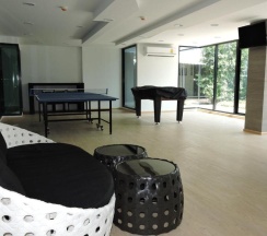 Апартаменты с балконом в Acqua Condominium 2