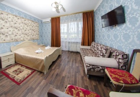 Отель Море в Сириусе