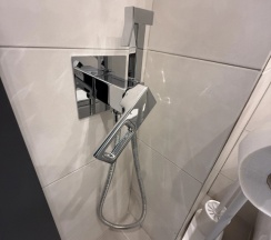 Двухместные апартаменты c 1 комнатой с балконом и с видом на город (двуспальная кровать) в Seno