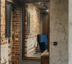 Двухместные апартаменты с 2 комнатами с балконом двуспальная кровать в Квартира Комфортный Лофт в Центре