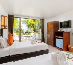 Номер Deluxe с балконом в Club Bamboo Boutique Patong Beach Resort