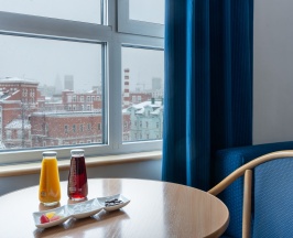 Номер Superior с двуспальной кроватью и диваном-кроватью в Novotel Москва Центр