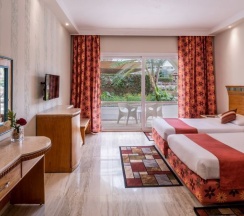 Двухместный номер Wheelchair friendly двуспальная кровать в Seagull Beach Resort Families & Couples Only - All Inclusive