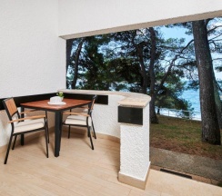 Номер Superior с балконом и seafront в Village Galijot Plava Laguna