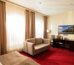 Семейный Делюкс номер (QD) в Премьер Отель