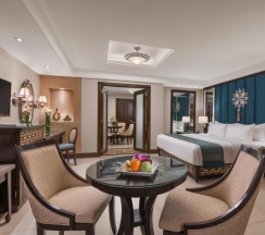 Люкс Executive в Henann Regency Resort & Spa