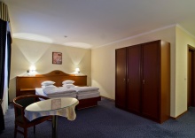 Двухместный эконом с 2 односпальными кроватями корпус Классика (с завтраком) в Борвиха hotel&spa