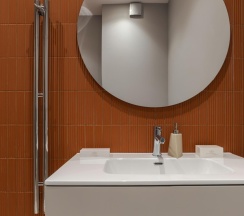 Коттедж улучшенный в Озеро Зеркальное