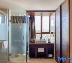 Двухместный номер Standard с видом на реку (двуспальная кровать) в Sanya Phoenix Waterside Gloria Resort