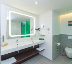 Номер люкс в Park inn by Radisson Novokuznetsk
