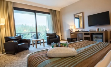 Двухместный номер Premium (двуспальная кровать) в Отель Korineum Golf & Beach Resort