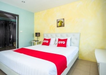 Двухместный номер Deluxe двуспальная кровать в OYO 345 The Click Guesthouse At Chalong