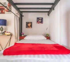 Кровать в общем номере (женский номер) в OYO 617 Tira Hostel chalong Phuket
