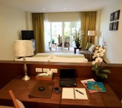 Двухместный номер с видом на сад (двуспальная кровать) в The Heritage Pattaya Beachfront Resort