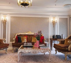 Люкс "А.С. Грибоедов" с видом на Невский проспект в Taleon Imperial Hotel
