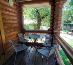 Четырехместная студия с односпальными кроватями в Лесной