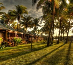 Бунгало рядом с пляжем в Club Fiji Resort