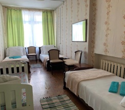 Шестиместный семейный номер Economy в Maxrooms дача Левитана под Плёсом