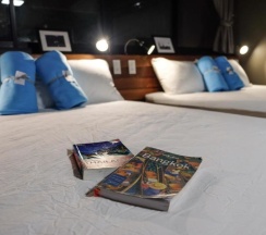 Четырёхместный номер Standard в In A Box Hostel