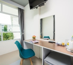 Двухместный номер Standard с видом на горы двуспальная кровать в Slowlife Beach - Hostel