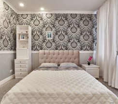 Четырёхместные апартаменты с балконом и с видом на город в Апартаменты Проспект Независимости 52