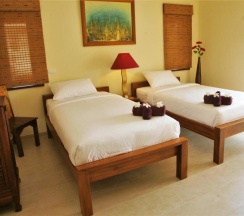Вилла с 3 комнатами в Chor Chang Villa Resort