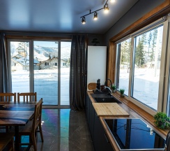 Коттедж трехкомнатный с 3 спальнями в Viking village