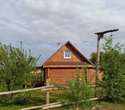 Дом с 2 комнатами с видом на озеро в Глэмпинг на озере Сиг