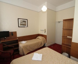 Трёхместный номер Standard в The Ridgemount Hotel