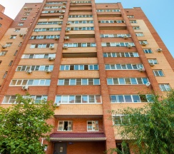 1-комнатные апартаменты люкс с 1 двуспальной кроватью в Sutki Life (Сутки Лайф) на 40 лет Победы 17А