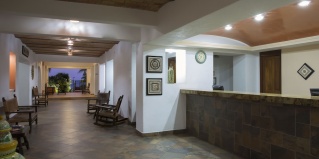Пуэрто-Вальярта: Отель El Pescador Hotel