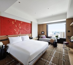 Двухместный номер с видом на город двуспальная кровать в Hyatt Centric Kanazawa