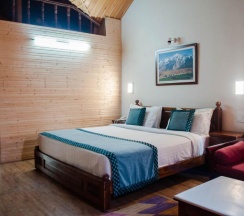 Номер Deluxe в Evaan Resorts Oakwood Hamlet Shoghi