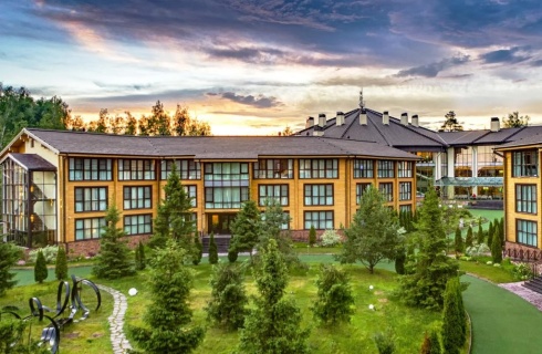 Дорохово: Курортный отель Les Art Resort 