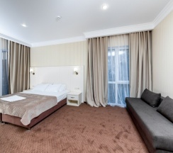 Джуниор сюит с балконом в Adriatic