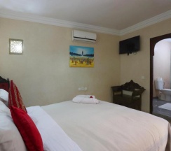 Двухместный номер Standard двуспальная кровать в Riad Makech