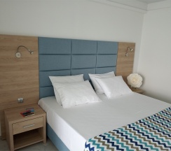 Двухместный номер Делюкс с 1 кроватью или 2 отдельными кроватями, вид на сад в La familia