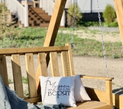 Лодж с двумя спальнями и террасой в Соты&Варенье