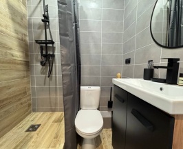 Одноместный номер с односпальной кроватью в THouse