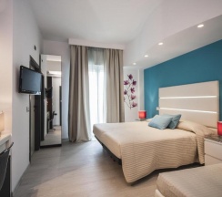 Трёхместный номер Superior в Hotel Levante