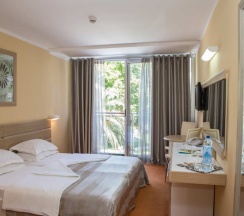 Двухместный номер двуспальная кровать в Hotel Tara