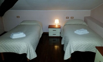 Студия в Gira Guest House