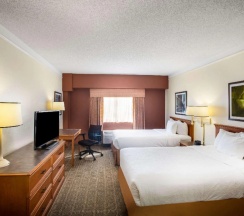 Двухместный номер (2 отдельные кровати) в La Quinta Inn by Wyndham Austin Capitol / Downtown