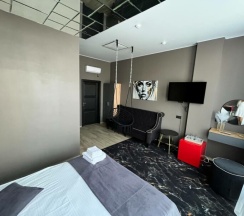 Трехместный Deluxe c диваном в Hotel Black out