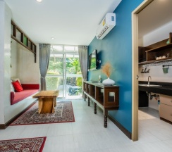 Люкс с балконом в Kata Tranquil Villa