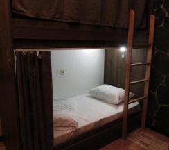 Кровать в общем номере в Хостел In the very center